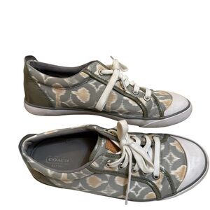 Coach | Olive Green and White Barrett Sneakers size 9.5